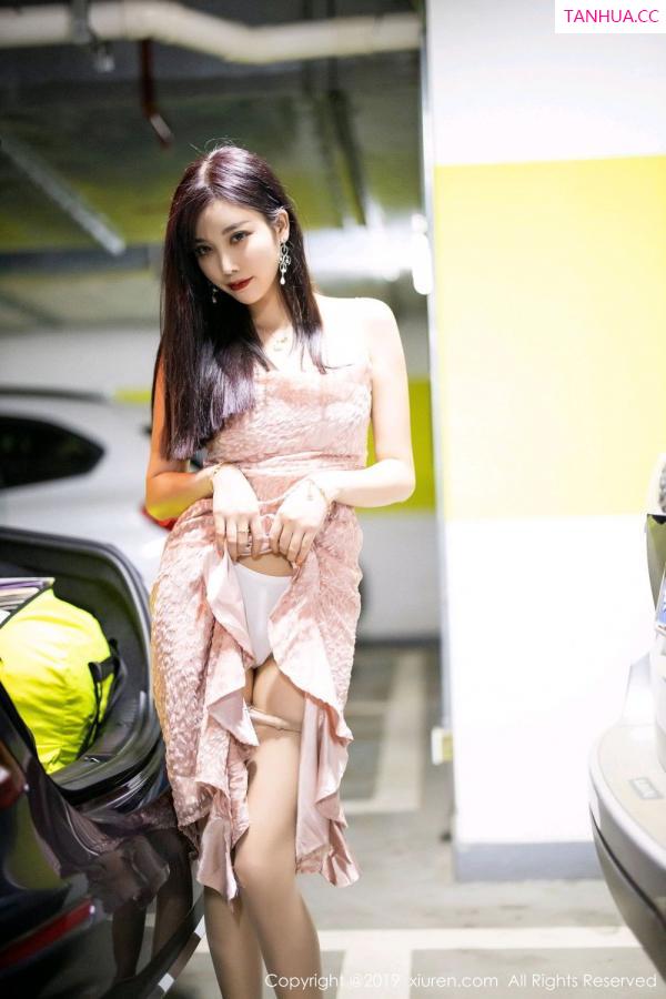 杨晨晨 sugar小甜心CC [XIUREN]高清写真图 2019.12.17 杨晨晨sugar第9张图片